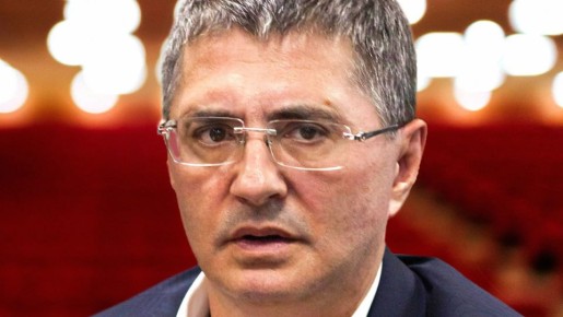 Доктор Мясников назвал три привычки, которые разрушают колени после 40 лет