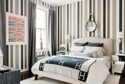 Полосатые обои: как создать гармонию в интерьере