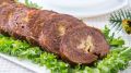 Мясной рулет в винном соусе: изысканное угощение для праздников