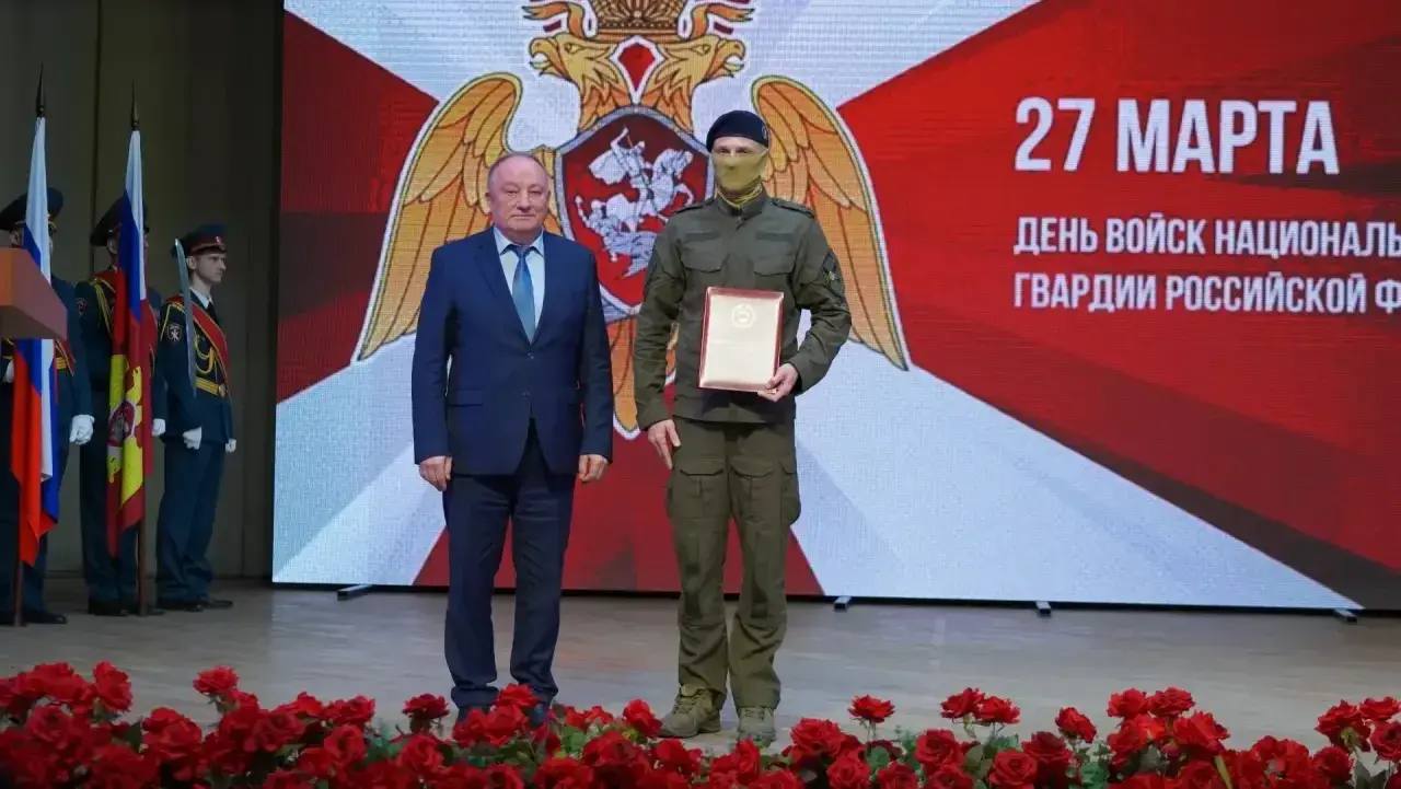 Рашид Темрезов: Добрый день! Принял участие в торжественном мероприятии, посвященном 10-летию образования Федеральной службы войск национальной гвардии России и 215-ой годовщине образования войск правопорядка Рашид Темрезов: Добрый день! Принял участие в торжественном мероприятии, посвященном 10-летию образования Федеральной службы войск национальной гвардии России и 215-ой годовщине образования войск правопорядка