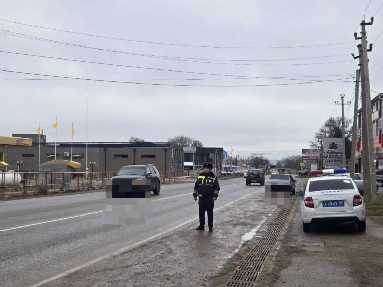 В рамках профилактического мероприятия «Трезвый водитель» сотрудники Госавтоинспекции Отдела МВЛ России по Прикубанскому району провели на территории обслуживания профилактическую акцию