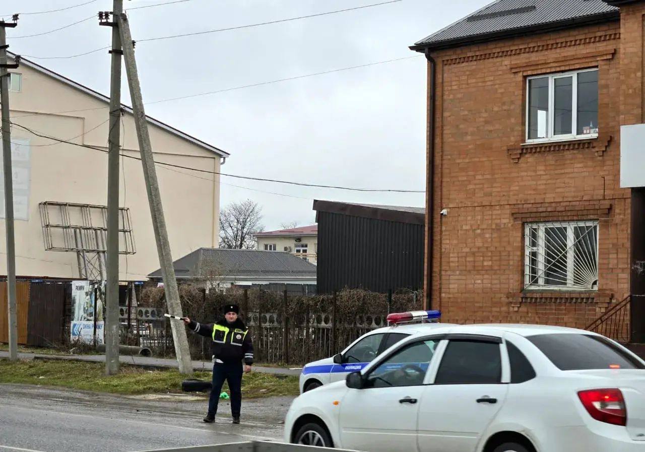 В рамках профилактического мероприятия «Трезвый водитель» сотрудники Госавтоинспекции Отдела МВЛ России по Прикубанскому району провели на территории обслуживания профилактическую акцию В рамках профилактического мероприятия «Трезвый водитель» сотрудники Госавтоинспекции Отдела МВЛ России по Прикубанскому району провели на территории обслуживания профилактическую акцию