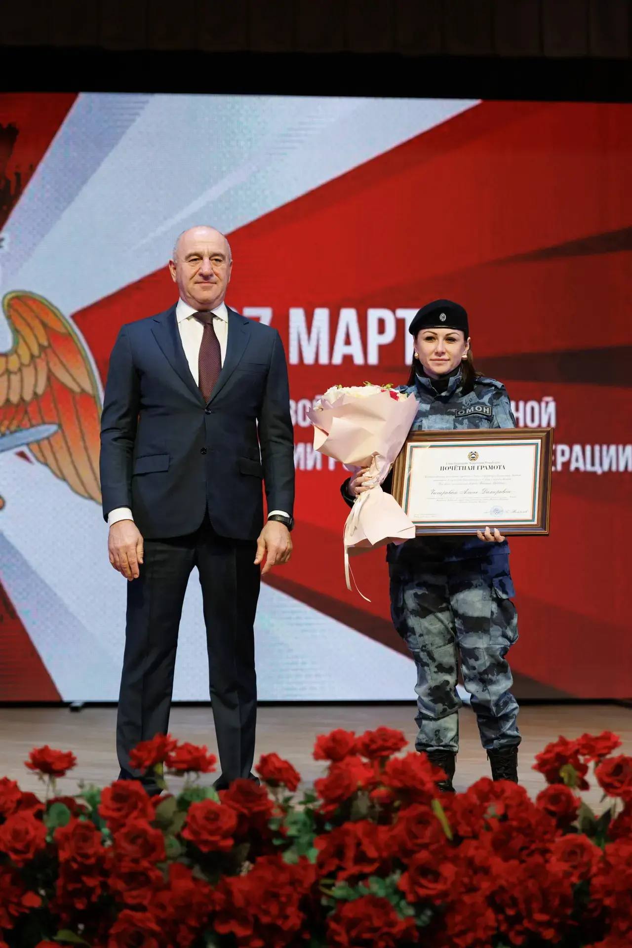 Рашид Темрезов: Добрый день! Принял участие в торжественном мероприятии, посвященном 10-летию образования Федеральной службы войск национальной гвардии России и 215-ой годовщине образования войск правопорядка Рашид Темрезов: Добрый день! Принял участие в торжественном мероприятии, посвященном 10-летию образования Федеральной службы войск национальной гвардии России и 215-ой годовщине образования войск правопорядка