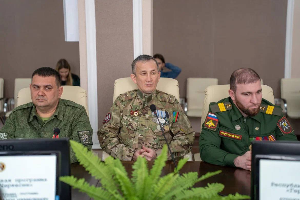 Рашид Темрезов: В Северо-Кавказской государственной академии прошло торжественное мероприятие, посвящённое завершению обучения участников программы «Герои Карачаево-Черкесии» Рашид Темрезов: В Северо-Кавказской государственной академии прошло торжественное мероприятие, посвящённое завершению обучения участников программы «Герои Карачаево-Черкесии»