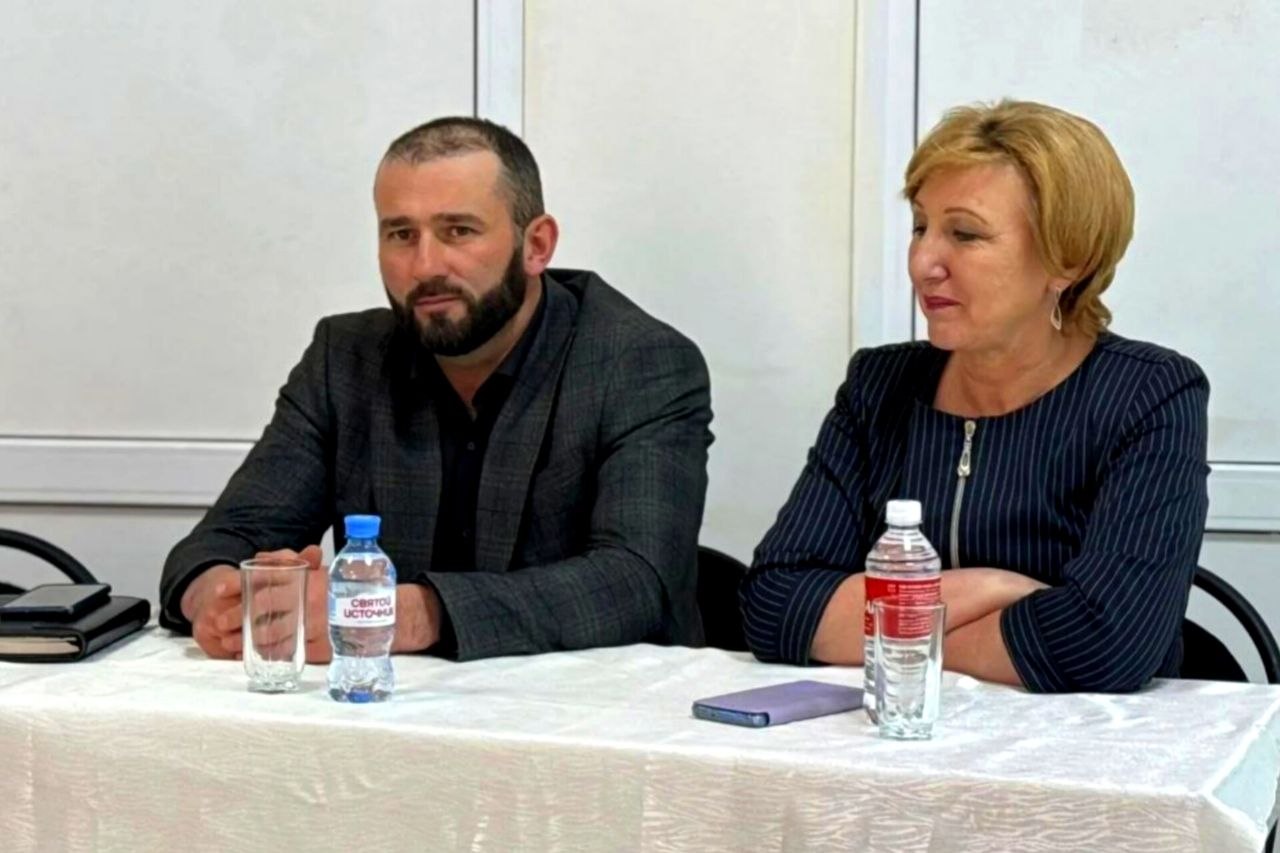 В ЗЕЛЕНЧУКСКОМ РАЙОНЕ ПРОШЛА ВСТРЕЧА С БУДУЩИМИ ИЗБИРАТЕЛЯМИ В ЗЕЛЕНЧУКСКОМ РАЙОНЕ ПРОШЛА ВСТРЕЧА С БУДУЩИМИ ИЗБИРАТЕЛЯМИ