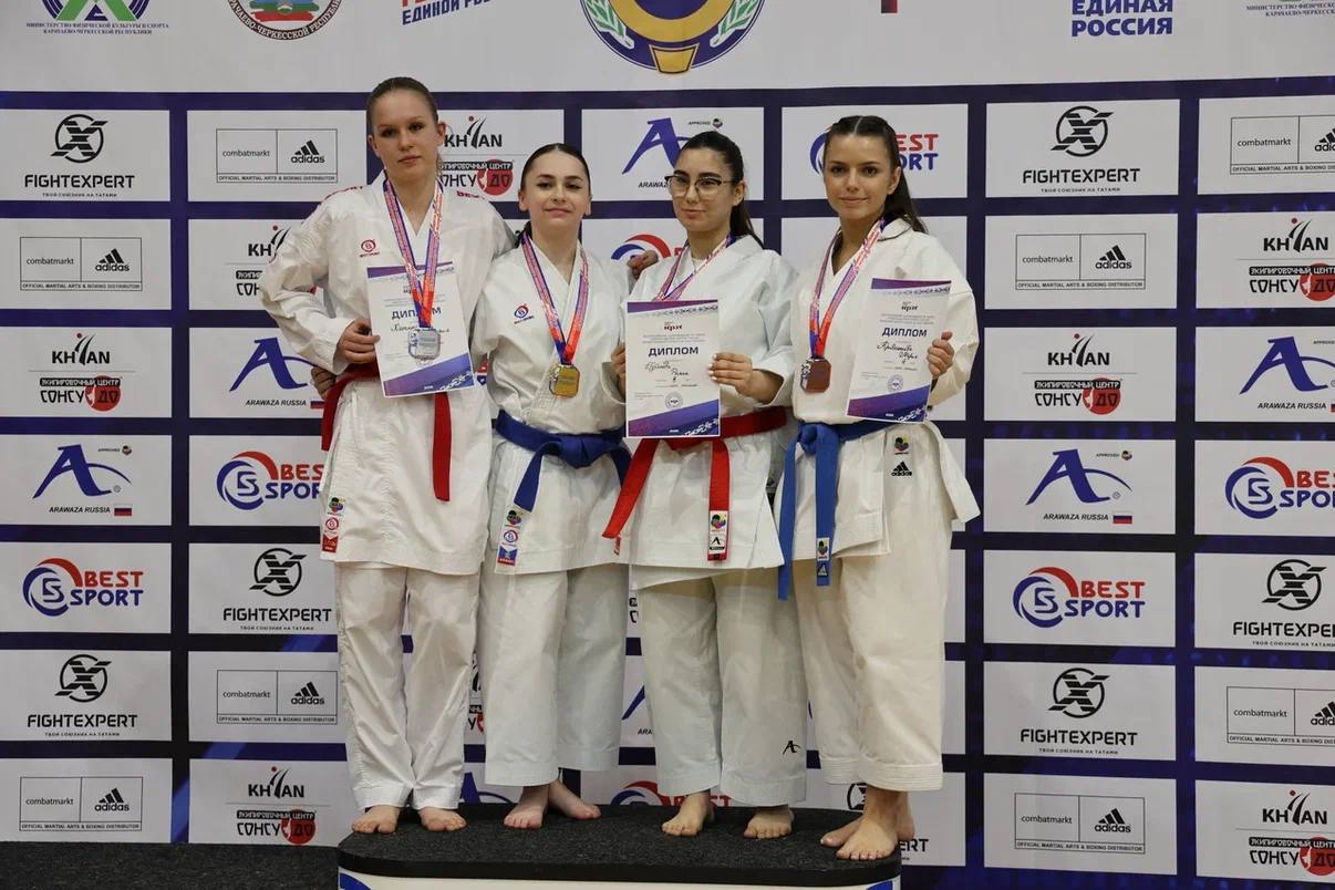 Рашид Темрезов: Друзья, сегодня в Карачаево-Черкесии дан старт Всероссийским соревнованиям по каратэ, посвящённым памяти мастера спорта России международного класса Аслана Кокаева Рашид Темрезов: Друзья, сегодня в Карачаево-Черкесии дан старт Всероссийским соревнованиям по каратэ, посвящённым памяти мастера спорта России международного класса Аслана Кокаева