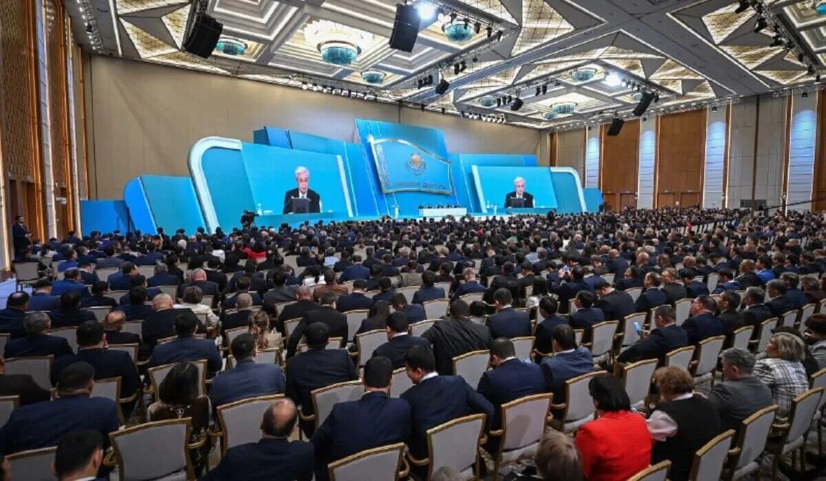 Новая Конституция Казахстана: шаг в будущее и возможности для всех