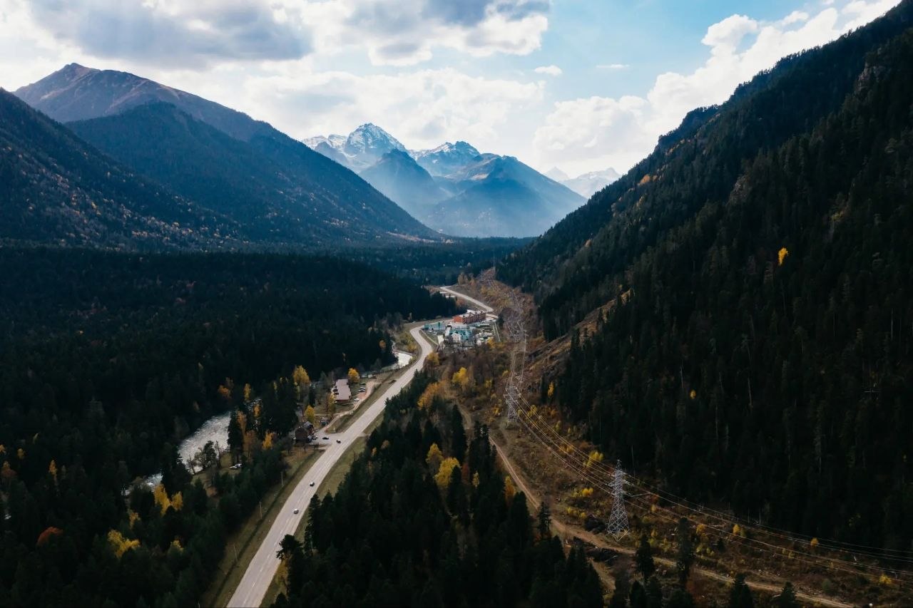 «Россети Северный Кавказ» выполнили ремонт ЛЭП для надежного электроснабжения всесезонного горнолыжного курорта Архыз «Россети Северный Кавказ» выполнили ремонт ЛЭП для надежного электроснабжения всесезонного горнолыжного курорта Архыз