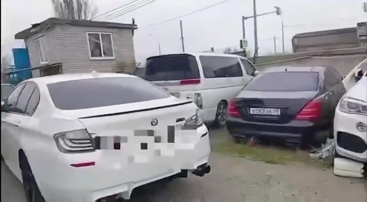 В ходе мониторинга сети Интернет сотрудниками Госавтоинспекции Отдела МВД России по г. Черкесску была выявлена публикация, в которой водитель транспортного средства БМВ на территории г. Черкесска неоднократно и грубо...