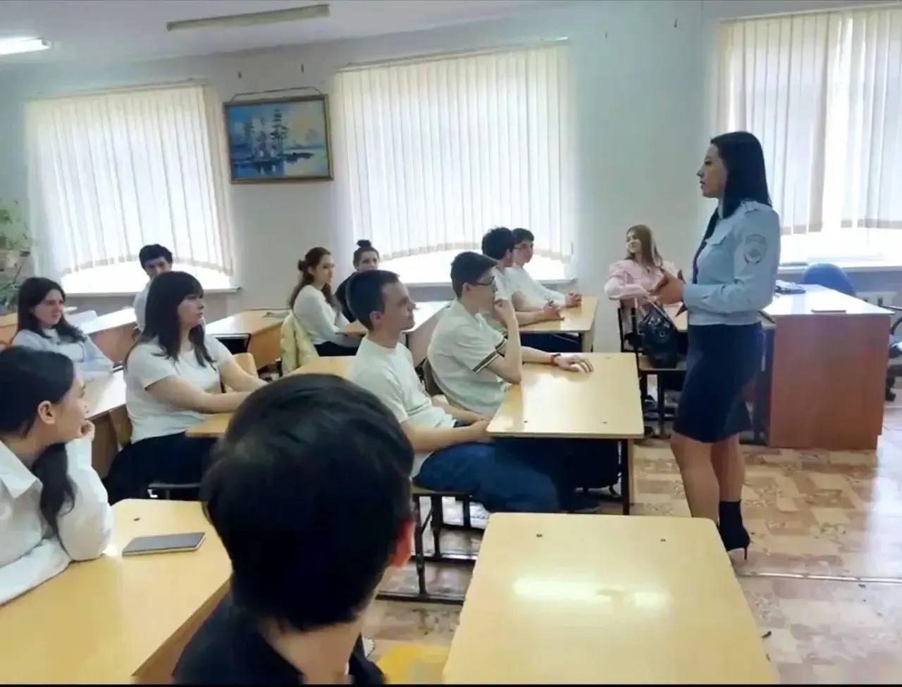 В целях сокращения дорожно-транспортных происшествий с участием несовершеннолетних водителей, управляющих транспортными средствами без соответствующего права, сотрудниками Госавтоинспекции Отдела МВД России по г. Черкесску...