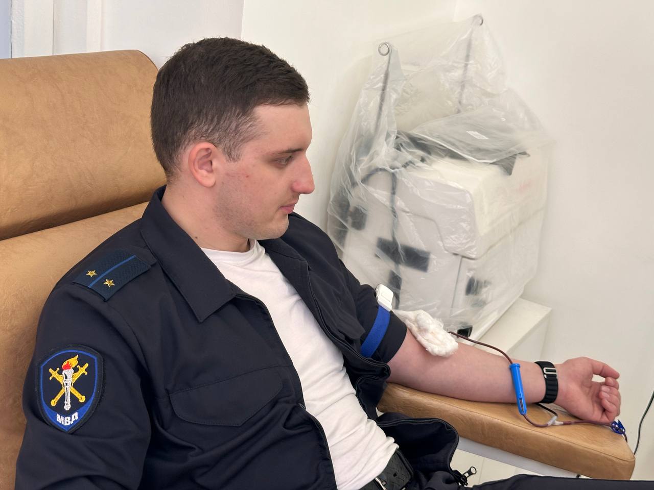 31 марта 2026 г. следователи следственного Отдела ОМВД России по г. Черкесску с коллегами из аппарата СУ МВД по КЧР, запустили акцию «Марафон добрых дел» приуроченную ко дню образования органов предварительного следствия МВД... 31 марта 2026 г. следователи следственного Отдела ОМВД России по г. Черкесску с коллегами из аппарата СУ МВД по КЧР, запустили акцию «Марафон добрых дел» приуроченную ко дню образования органов предварительного следствия МВД...