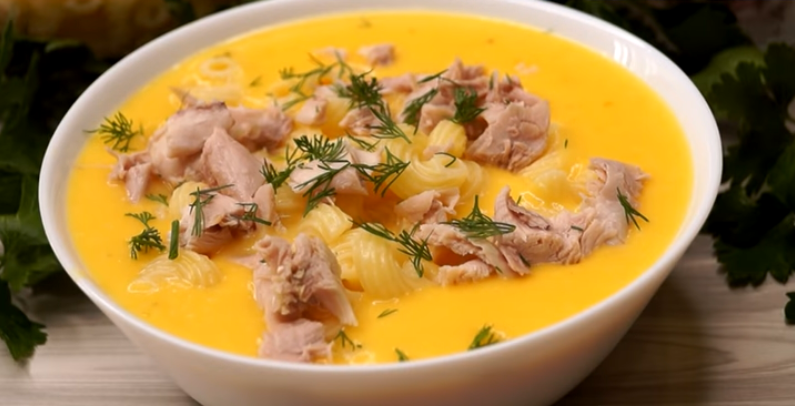 Нежный суп, который поднимет настроение и спасет от голода
