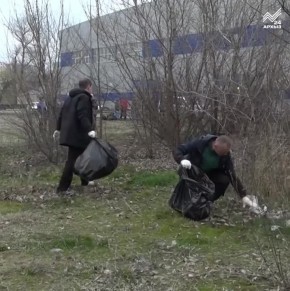 В Черкесске провели первый в этом году субботник