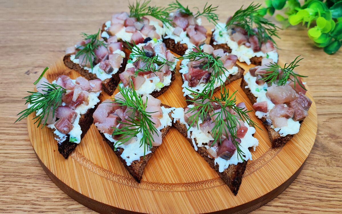 Закуска из сельди за 10 минут: идеальная находка для мгновенного угощения