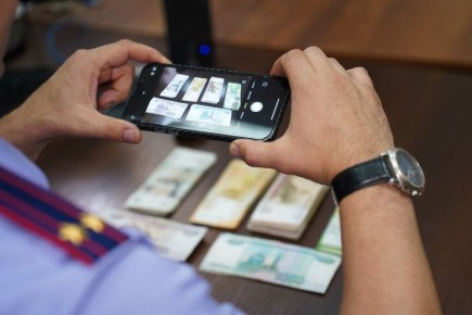 В Карачаево-Черкесии перед судом предстанет бывший сотрудник полиции, обвиняемый в получении взятки