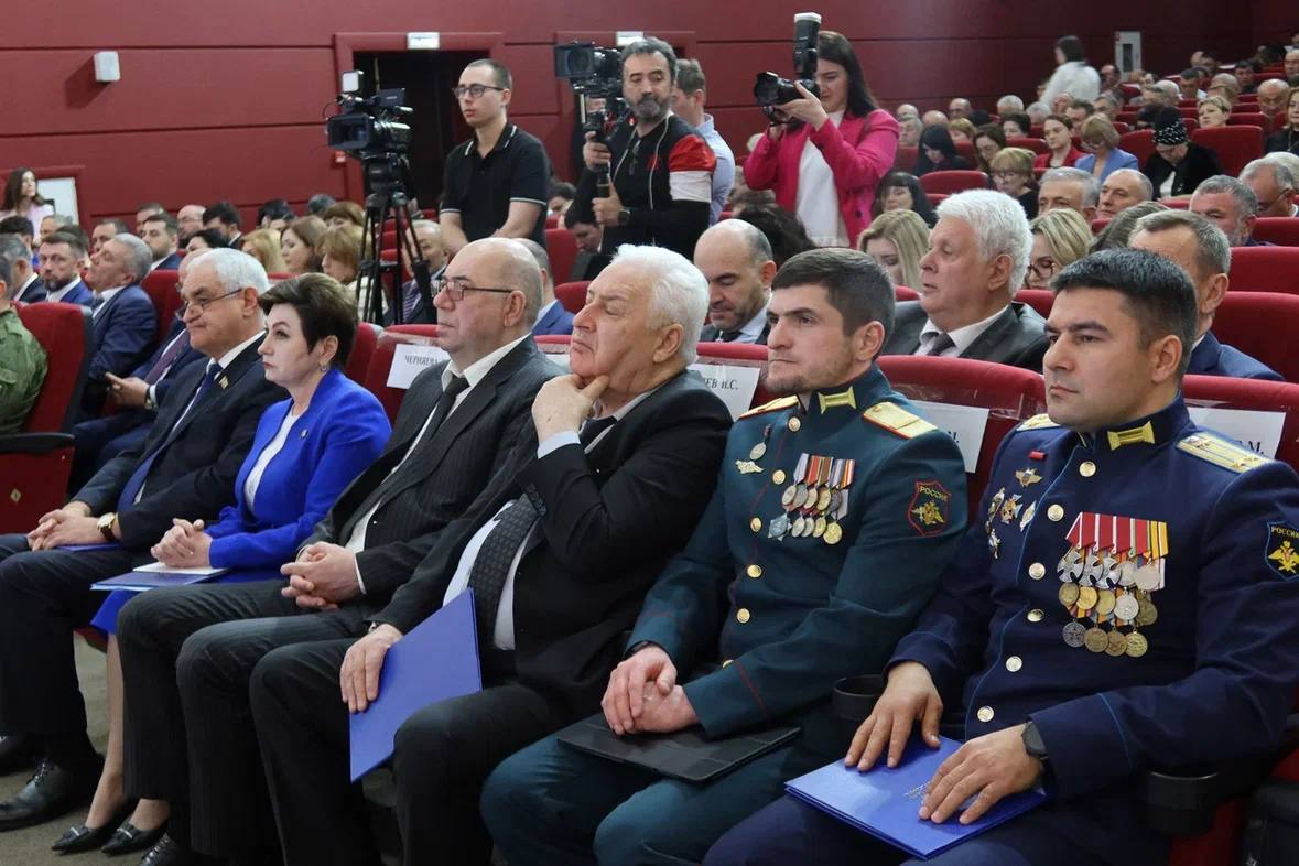 «Есть результат!»: Черкесск принял региональный форум Единой России «Есть результат!»: Черкесск принял региональный форум Единой России