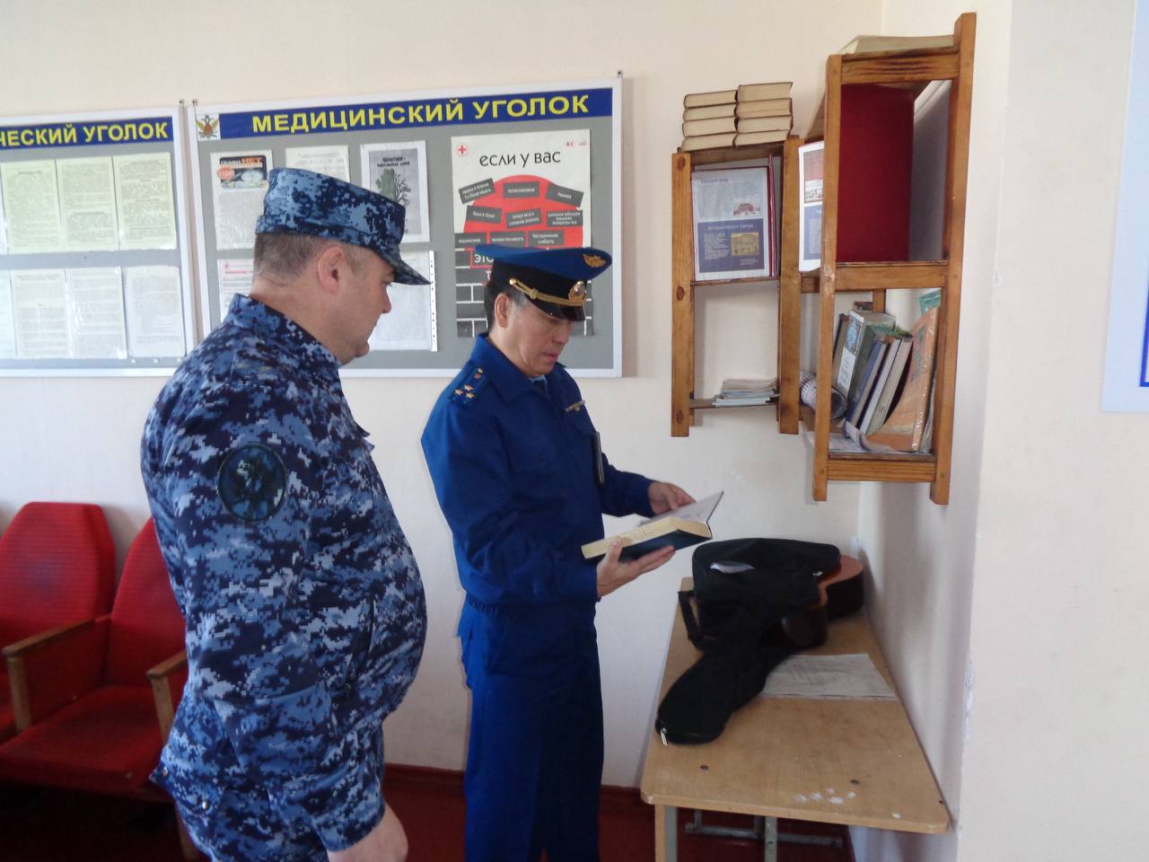 Первый заместитель прокурора Карачаево-Черкесской Республики Санал Бахников провел проверку следственного изолятора Первый заместитель прокурора Карачаево-Черкесской Республики Санал Бахников провел проверку следственного изолятора