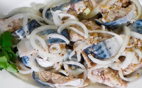 Сугудай на новогоднем столе: быстрое и вкусное угощение из рыбы