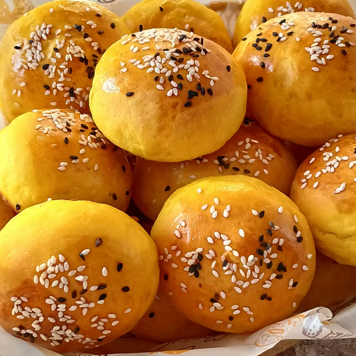 Тыквенные булочки: идеальный осенний десерт, который нельзя пропустить