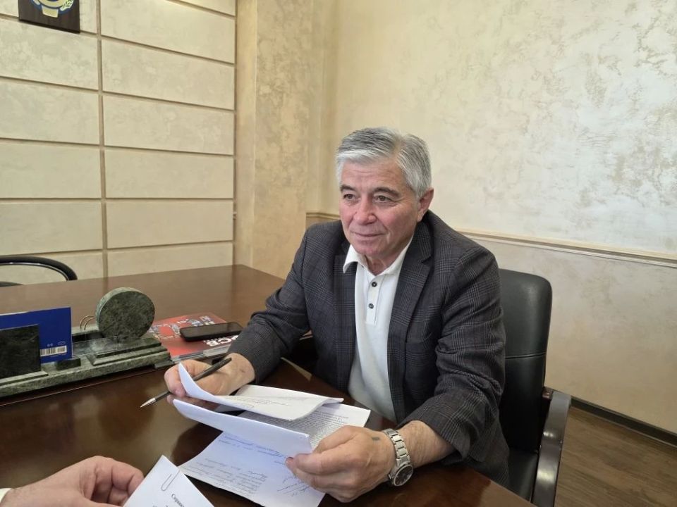 Председатель Комитета по законодательству Парламента КЧР Владимир Умалатов провел рабочую встречу с главой администрации Ногайского района Муратом Хапиштовым Председатель Комитета по законодательству Парламента КЧР Владимир Умалатов провел рабочую встречу с главой администрации Ногайского района Муратом Хапиштовым