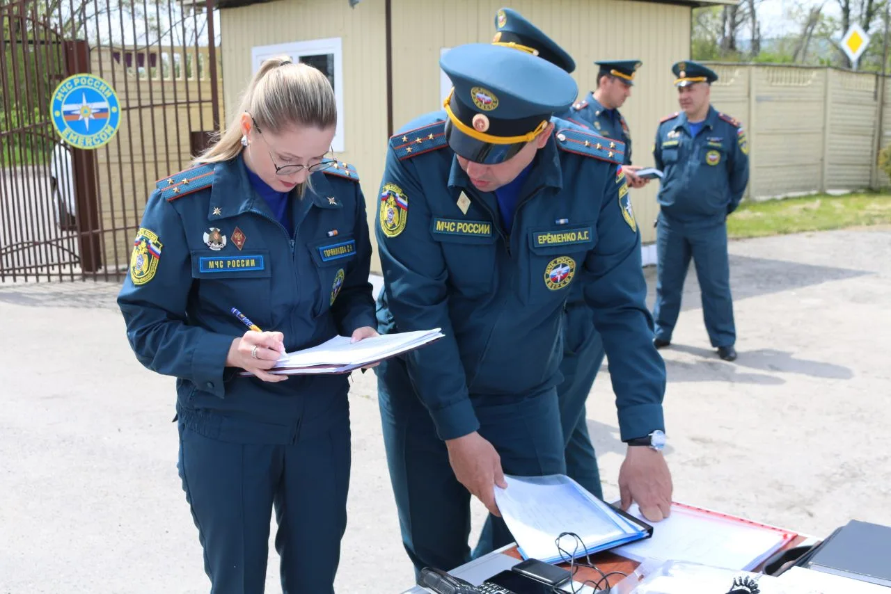 В Карачаево-Черкесии провели смотр готовности оперативных групп местных пожарно-спасательных гарнизонов В Карачаево-Черкесии провели смотр готовности оперативных групп местных пожарно-спасательных гарнизонов