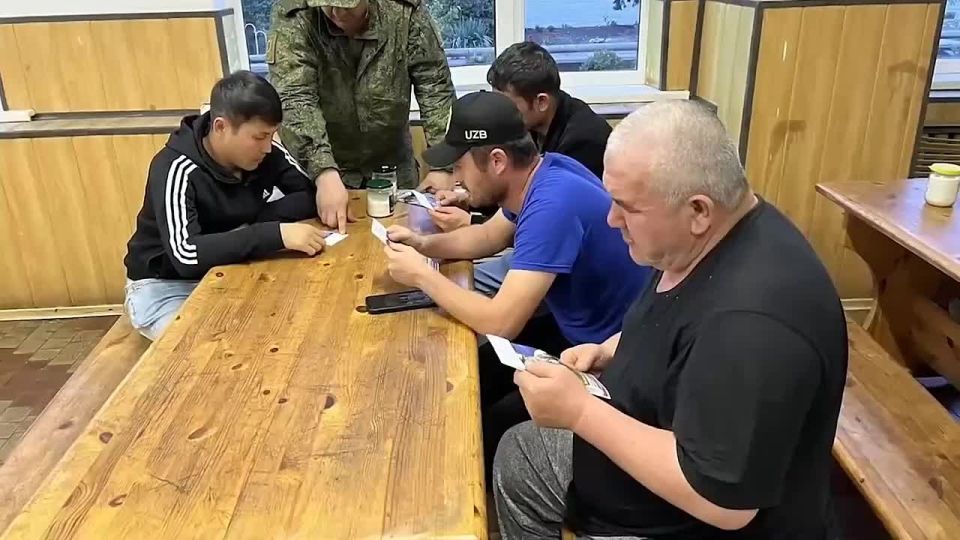 В эфире очередного выпуска программы «Оперативные сводки 09» обзор происшествий, информация о деятельности полиции за неделю, правовые новости, все то, что важно знать каждому: сотрудники полиции Карачаево-Черкесии вычислили...