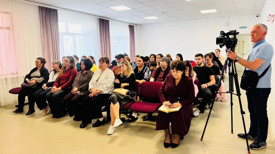 Адыге-Хабльской межрайонной прокуратурой принято участие в проведении патриотического мероприятия, организованного Уполномоченным по правам ребенка в регионе Адыге-Хабльской межрайонной прокуратурой принято участие в проведении патриотического мероприятия, организованного Уполномоченным по правам ребенка в регионе