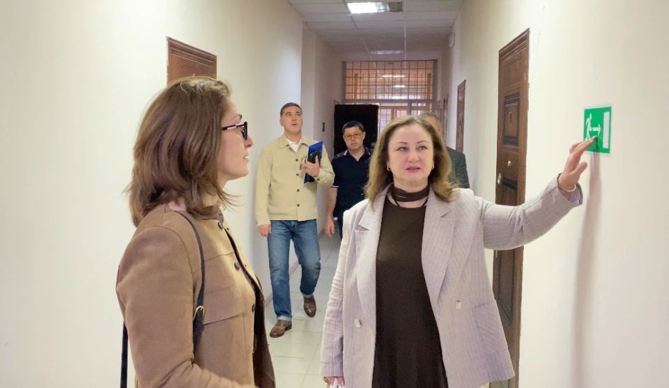 Представители Общественного совета оценили работу подразделений ОМВД России по г. Черкесску в рамках акции «Гражданский мониторинг» Представители Общественного совета оценили работу подразделений ОМВД России по г. Черкесску в рамках акции «Гражданский мониторинг»