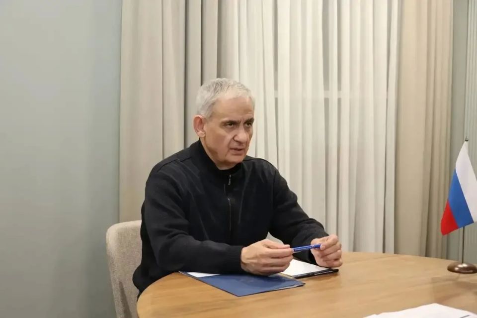 Рашид Темрезов: Сегодня в Карачаево-Черкесии с рабочей поездкой находится заместитель Министра экономического развития РФ Сергей Назаров Рашид Темрезов: Сегодня в Карачаево-Черкесии с рабочей поездкой находится заместитель Министра экономического развития РФ Сергей Назаров