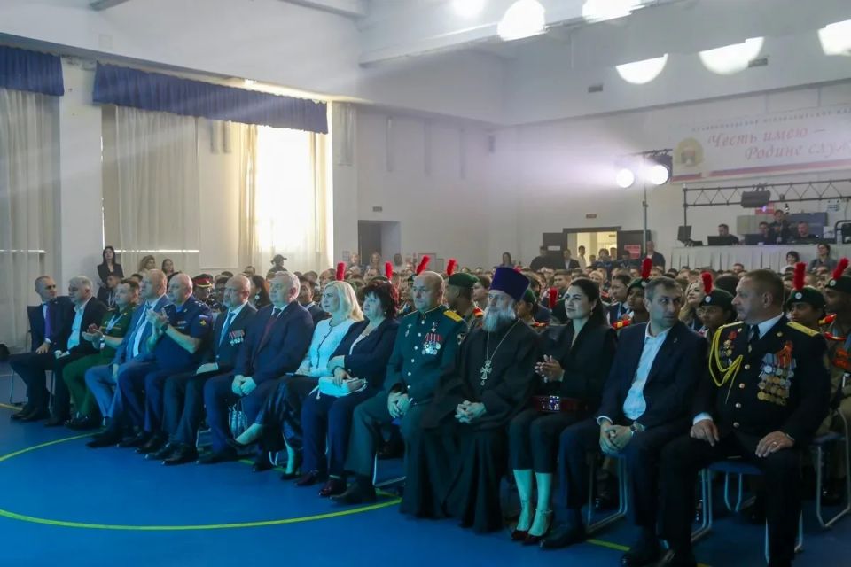 Заместитель Председателя Правительства КЧР принял участие в IV Международном фестивале кадетской дружбы «В единстве – сила!» Заместитель Председателя Правительства КЧР принял участие в IV Международном фестивале кадетской дружбы «В единстве – сила!»