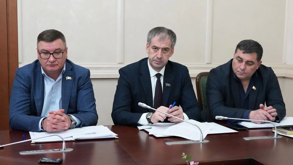 Комитет по здравоохранению, социальной политике и спорту рассмотрел вопросы обеспечения жильем детей-сирот и лекарственного обеспечения пациентов с орфанными заболеваниями Комитет по здравоохранению, социальной политике и спорту рассмотрел вопросы обеспечения жильем детей-сирот и лекарственного обеспечения пациентов с орфанными заболеваниями