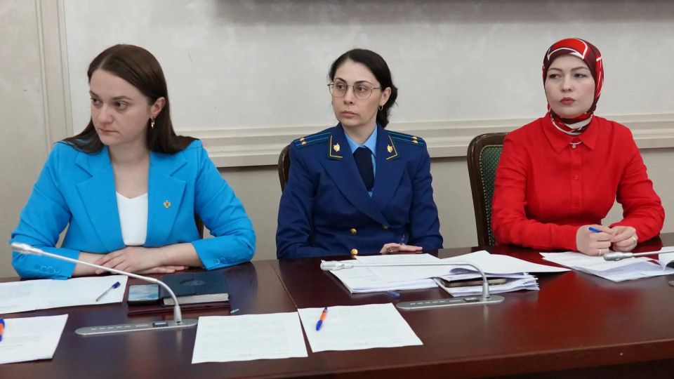 Комитет по здравоохранению, социальной политике и спорту рассмотрел вопросы обеспечения жильем детей-сирот и лекарственного обеспечения пациентов с орфанными заболеваниями Комитет по здравоохранению, социальной политике и спорту рассмотрел вопросы обеспечения жильем детей-сирот и лекарственного обеспечения пациентов с орфанными заболеваниями