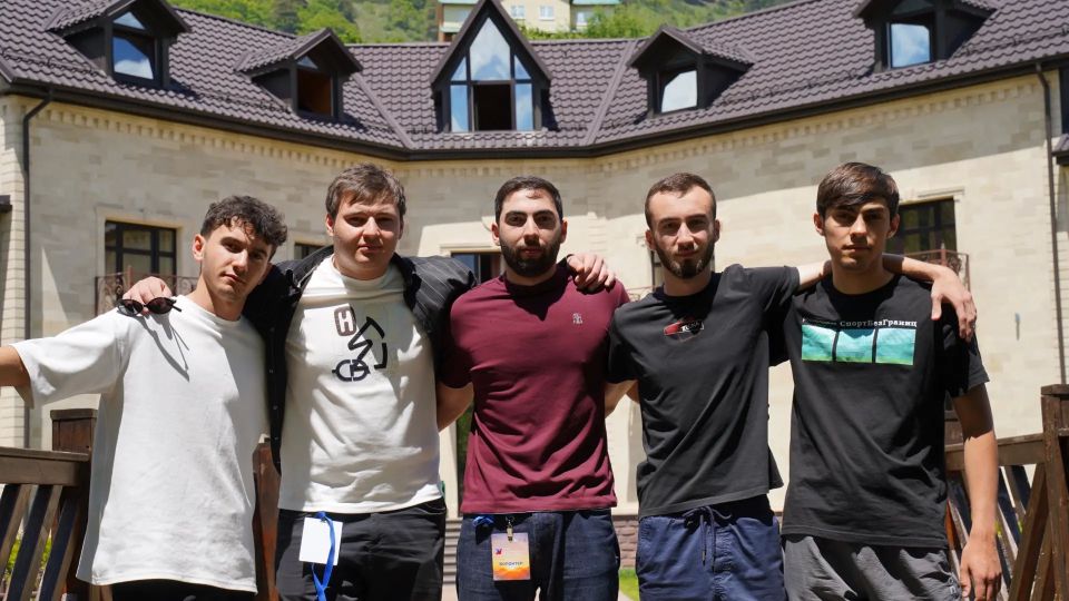 Прошла церемония открытия Слета добровольцев СКФО! Прошла церемония открытия Слета добровольцев СКФО!