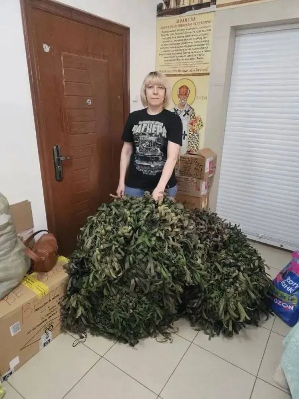 Никольский собор Черкесска продолжает поддержку защитников Отечества Никольский собор Черкесска продолжает поддержку защитников Отечества