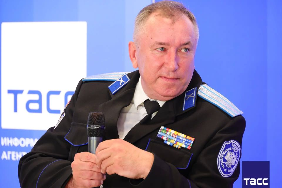 Главное из заявлений, а также фоторепортаж с пресс-конференции в Региональном информационном центре "ТАСС Кавказ", посвященной старту съемок в Пятигорске детского фильма "Казаки-разбойники" Главное из заявлений, а также фоторепортаж с пресс-конференции в Региональном информационном центре "ТАСС Кавказ", посвященной старту съемок в Пятигорске детского фильма "Казаки-разбойники"