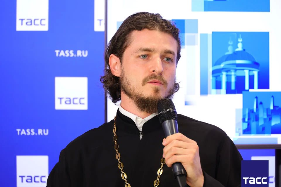Главное из заявлений, а также фоторепортаж с пресс-конференции в Региональном информационном центре "ТАСС Кавказ", посвященной старту съемок в Пятигорске детского фильма "Казаки-разбойники" Главное из заявлений, а также фоторепортаж с пресс-конференции в Региональном информационном центре "ТАСС Кавказ", посвященной старту съемок в Пятигорске детского фильма "Казаки-разбойники"