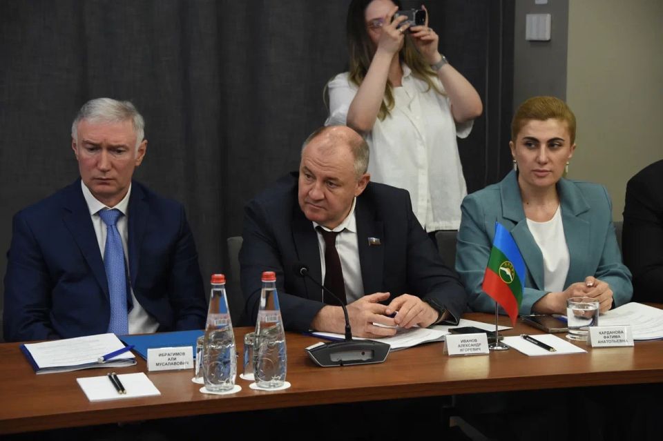 Спикер Парламента КЧР Александр Иванов принял участие в Совете СКПА, на котором утвердили повестку XIII Конференции Спикер Парламента КЧР Александр Иванов принял участие в Совете СКПА, на котором утвердили повестку XIII Конференции
