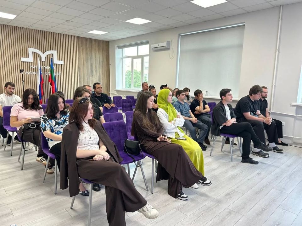 В Республиканском молодежном центре проходит бесплатное обучение по работе с маркетплейсами, организованное Министерством по делам молодежи КЧР и АНО «Моя карьера» В Республиканском молодежном центре проходит бесплатное обучение по работе с маркетплейсами, организованное Министерством по делам молодежи КЧР и АНО «Моя карьера»