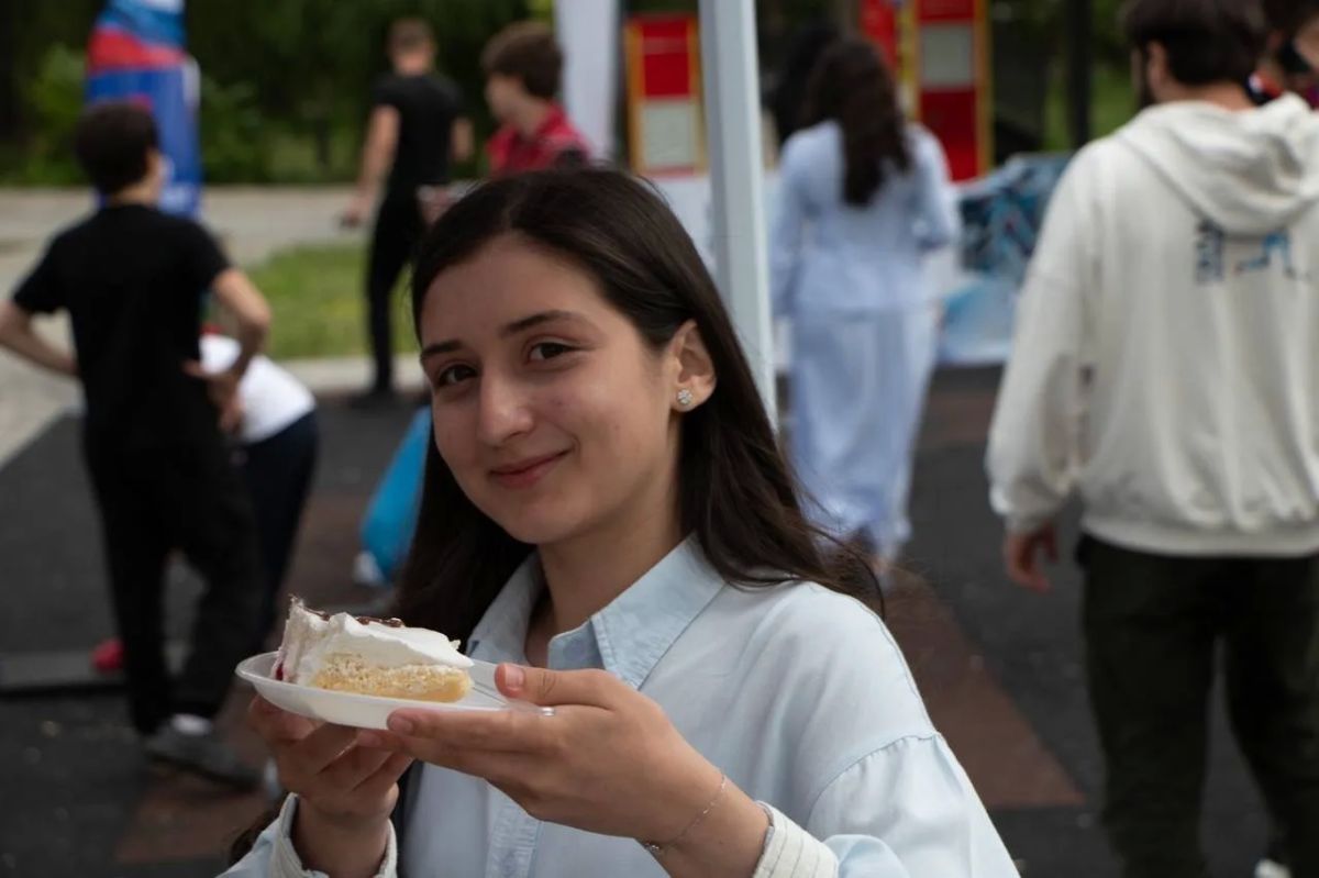 Пополнили альбом с фотографиями с Дня молодежи! Пополнили альбом с фотографиями с Дня молодежи!