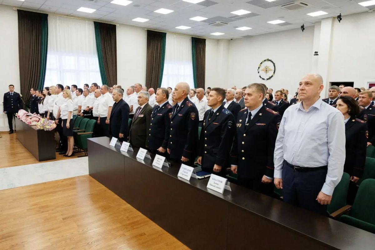 Рашид Темрезов: Сегодня в России отмечают 90 лет со дня образования Госавтоинспекции Рашид Темрезов: Сегодня в России отмечают 90 лет со дня образования Госавтоинспекции