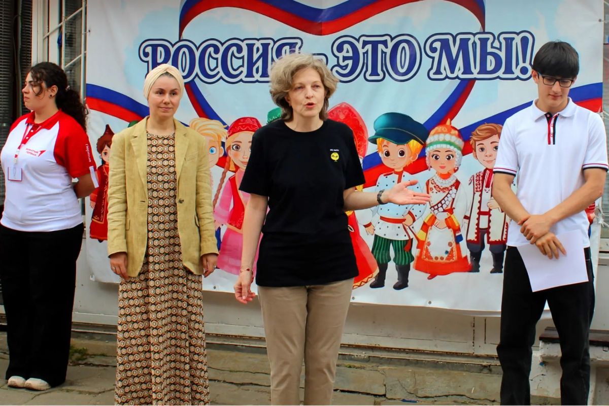В ЛЕТНЕМ ЛАГЕРЕ ПРОШЛИ «ВЫБОРЫ ПРЕЗИДЕНТА СМЕНЫ» В ЛЕТНЕМ ЛАГЕРЕ ПРОШЛИ «ВЫБОРЫ ПРЕЗИДЕНТА СМЕНЫ»
