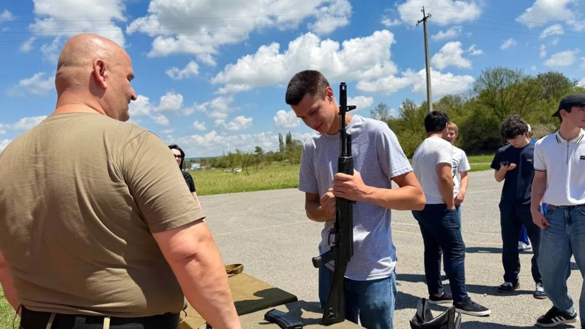 «Шаг к профессионализму» объединил молодежь КЧР «Шаг к профессионализму» объединил молодежь КЧР