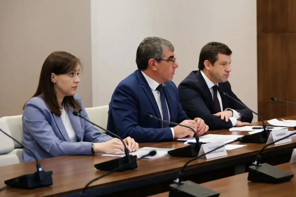 Глава КЧР Рашид Темрезов принял участие в заседании Президиума Правительственной комиссии по региональному развитию Глава КЧР Рашид Темрезов принял участие в заседании Президиума Правительственной комиссии по региональному развитию
