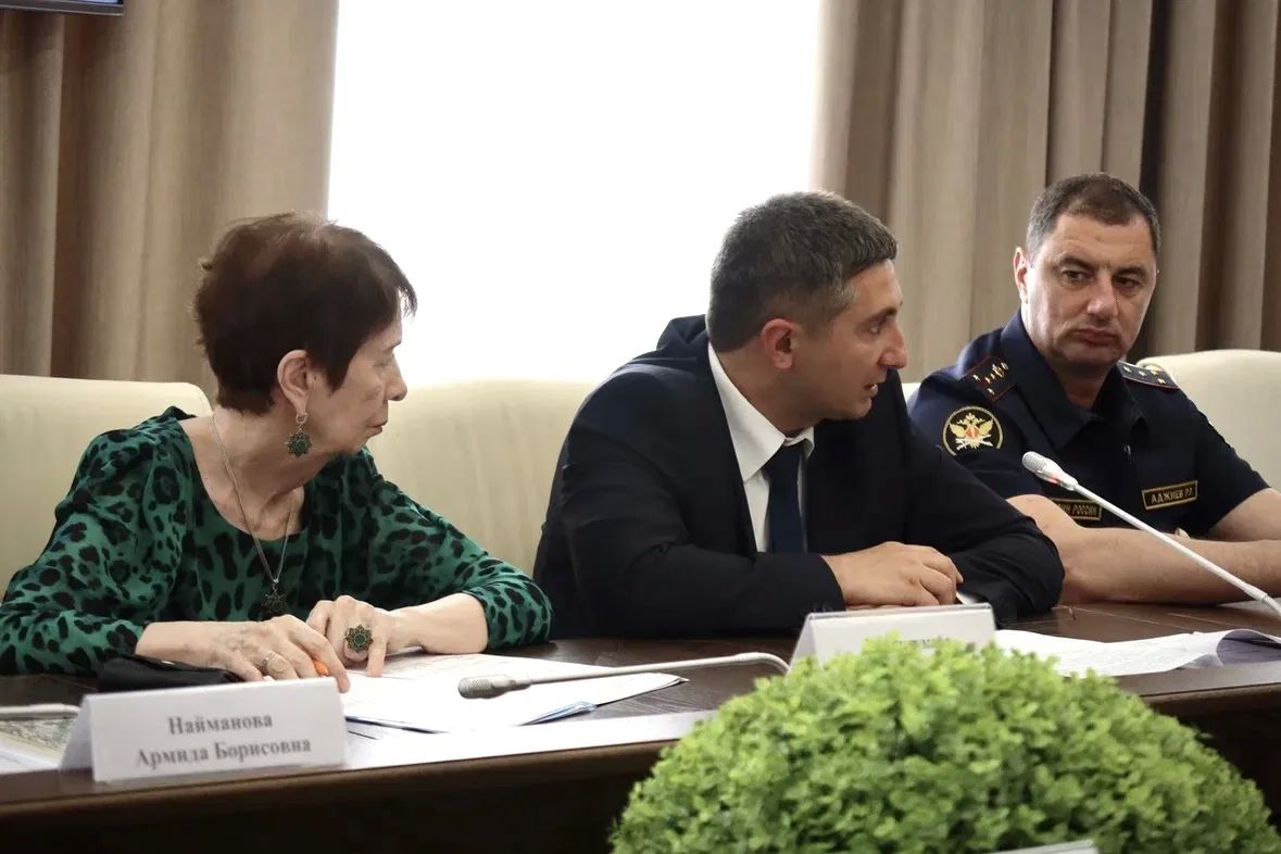 На повестке заседания городской АНК – итоги мониторинга наркоситуации в Черкесске и меры по ее оздоровлению, организация военно-патриотического воспитания молодежи, итоги месячника, посвященного борьбе с наркотическими... На повестке заседания городской АНК – итоги мониторинга наркоситуации в Черкесске и меры по ее оздоровлению, организация военно-патриотического воспитания молодежи, итоги месячника, посвященного борьбе с наркотическими...