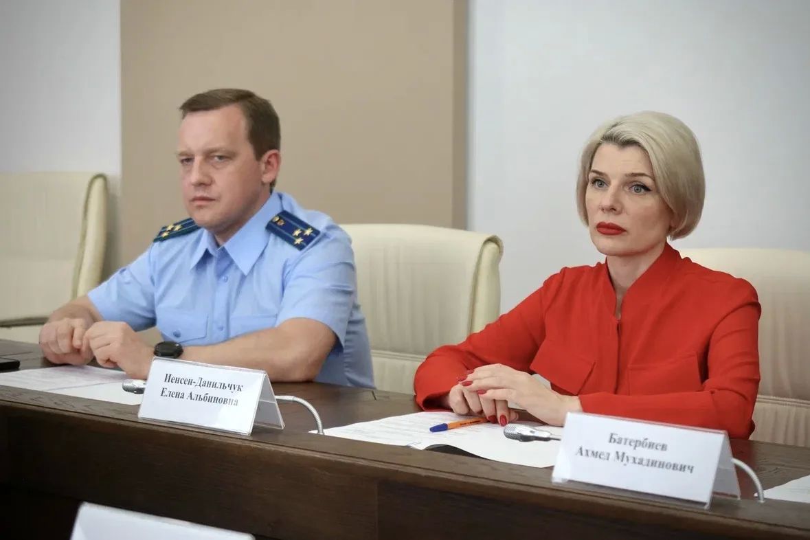 На повестке заседания городской АНК – итоги мониторинга наркоситуации в Черкесске и меры по ее оздоровлению, организация военно-патриотического воспитания молодежи, итоги месячника, посвященного борьбе с наркотическими... На повестке заседания городской АНК – итоги мониторинга наркоситуации в Черкесске и меры по ее оздоровлению, организация военно-патриотического воспитания молодежи, итоги месячника, посвященного борьбе с наркотическими...