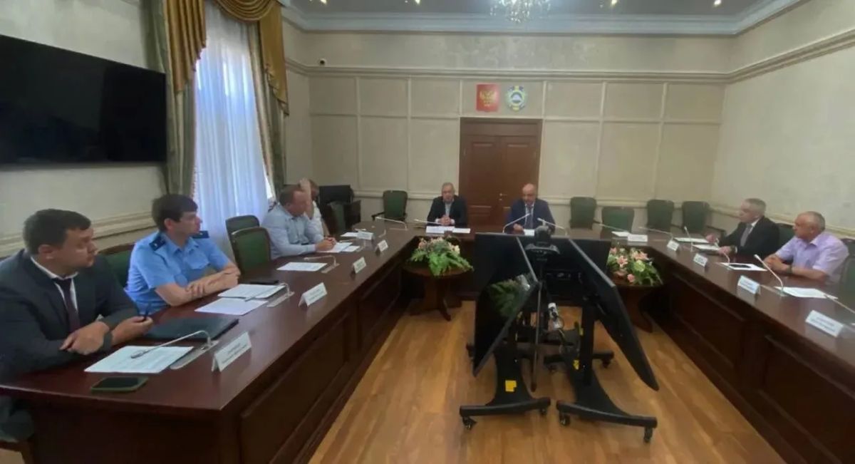 В Карачаево-Черкесии отмечено снижение числа незаконных рубок В Карачаево-Черкесии отмечено снижение числа незаконных рубок