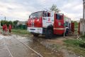 Сотрудники МЧС России принимают участие в работе по ликвидации последствий непогоды
