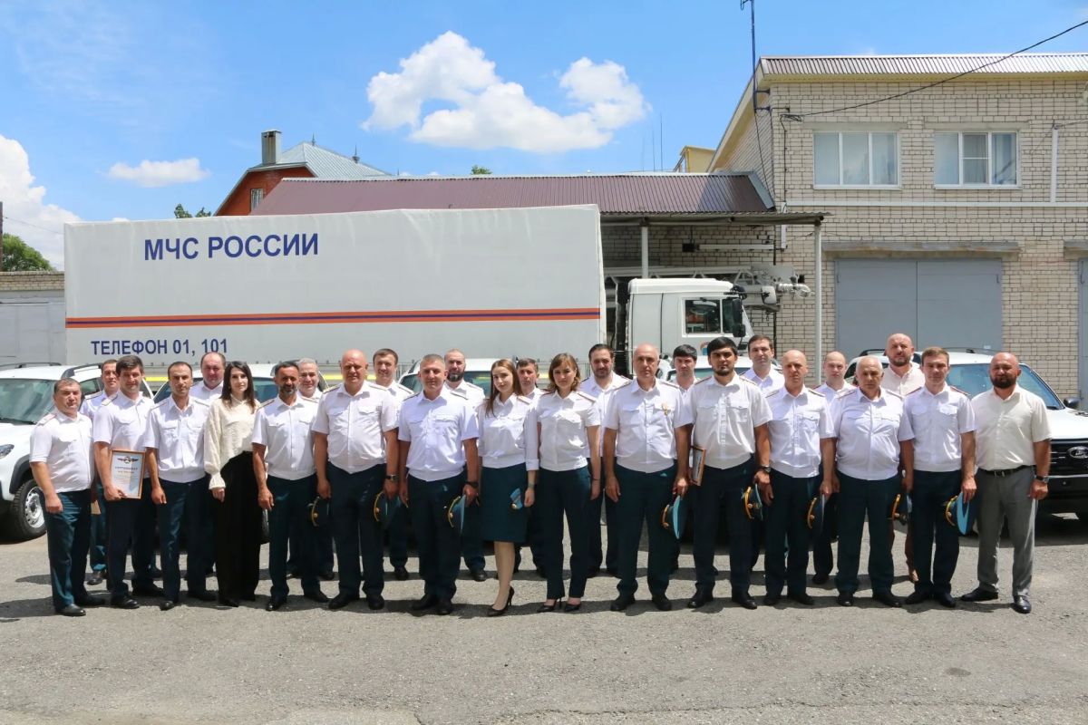 По традиции состоялось награждение и поощрение достойных сотрудников, ветеранов службы По традиции состоялось награждение и поощрение достойных сотрудников, ветеранов службы