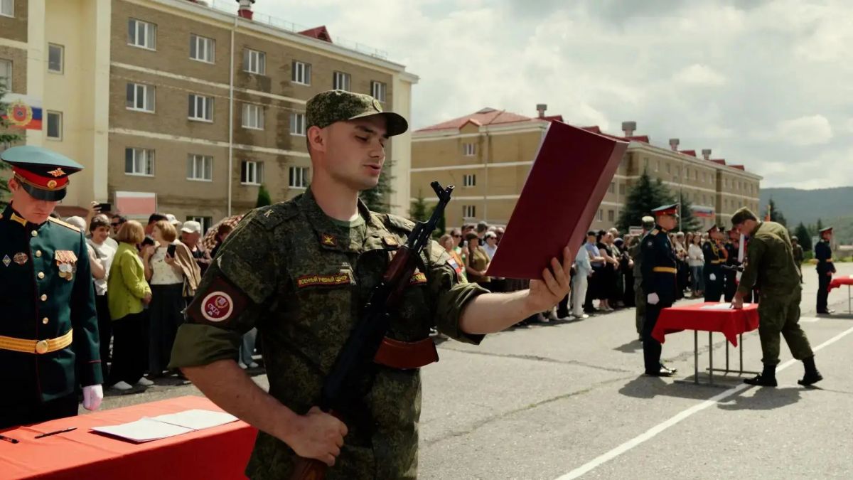 94 курсанта Военного учебного центра СКГА имени Канамата Боташева приняли военную присягу 94 курсанта Военного учебного центра СКГА имени Канамата Боташева приняли военную присягу