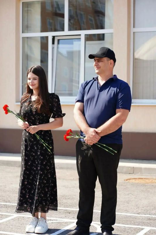 Студенты-медики СКГА продолжили гуманитарную миссию в ростовском военном госпитале Студенты-медики СКГА продолжили гуманитарную миссию в ростовском военном госпитале